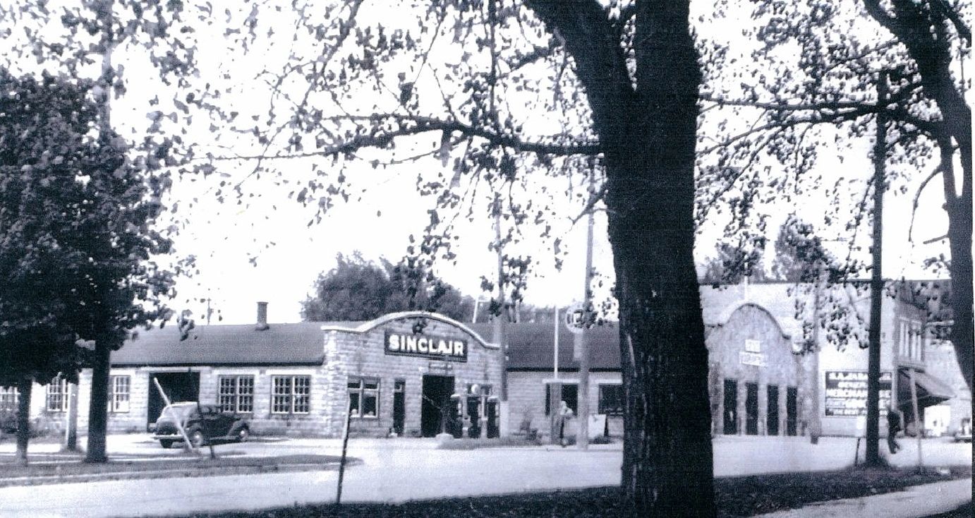 Old Derrer Oil station circa 1940